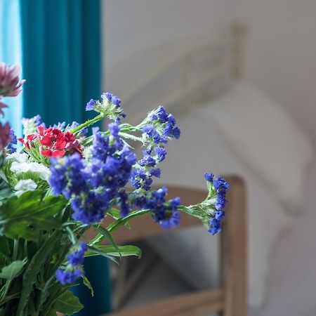 Depis Suites Naxos City 外观 照片