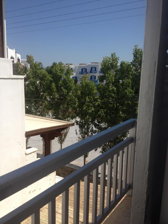 Depis Suites Naxos City 客房 照片