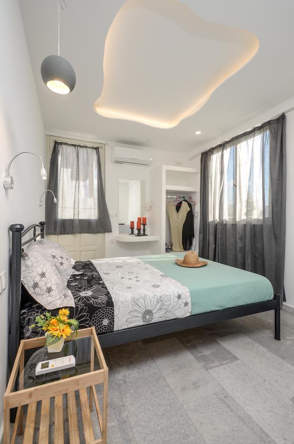 Depis Suites Naxos City 外观 照片