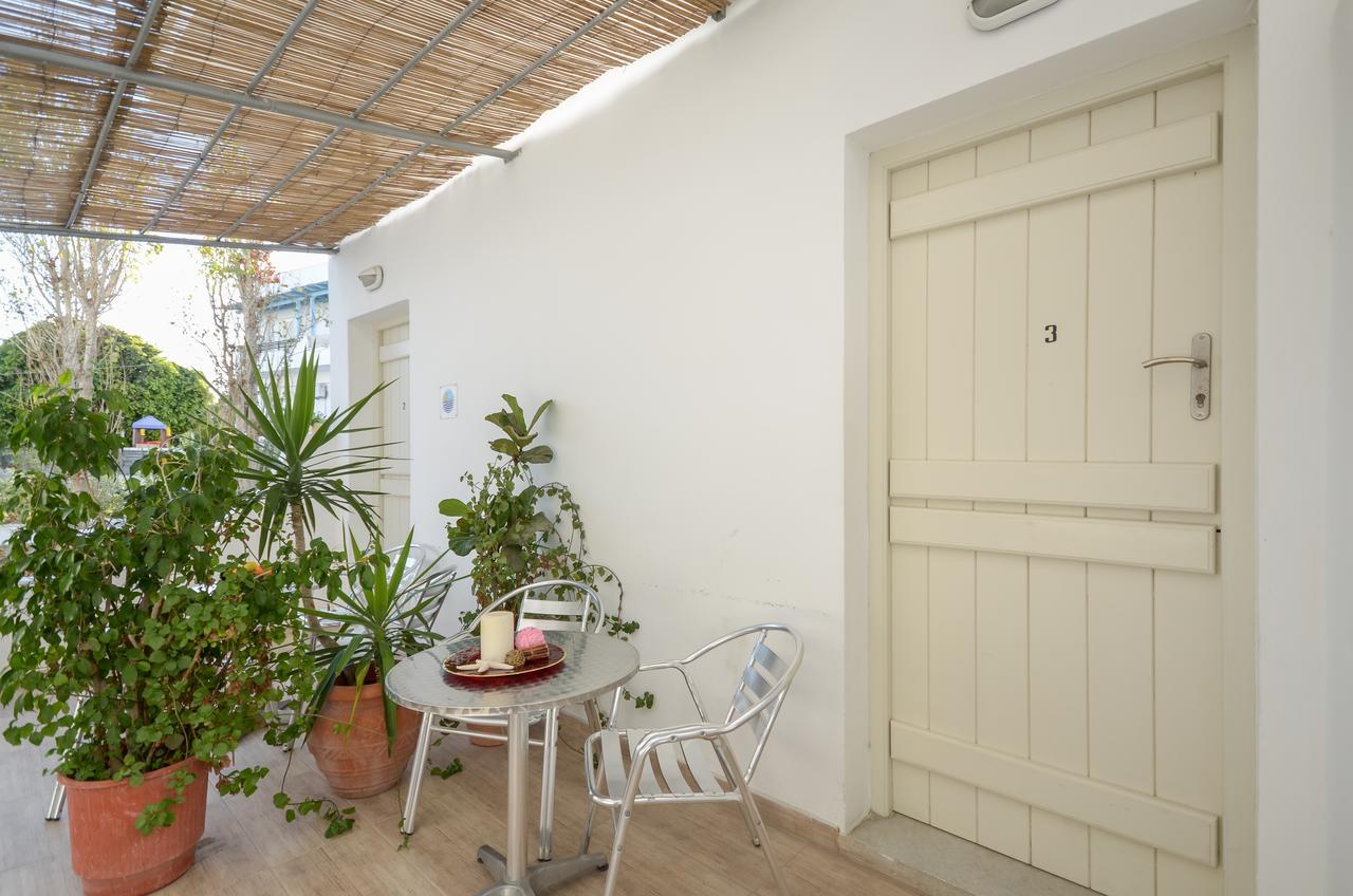 Depis Suites Naxos City 外观 照片