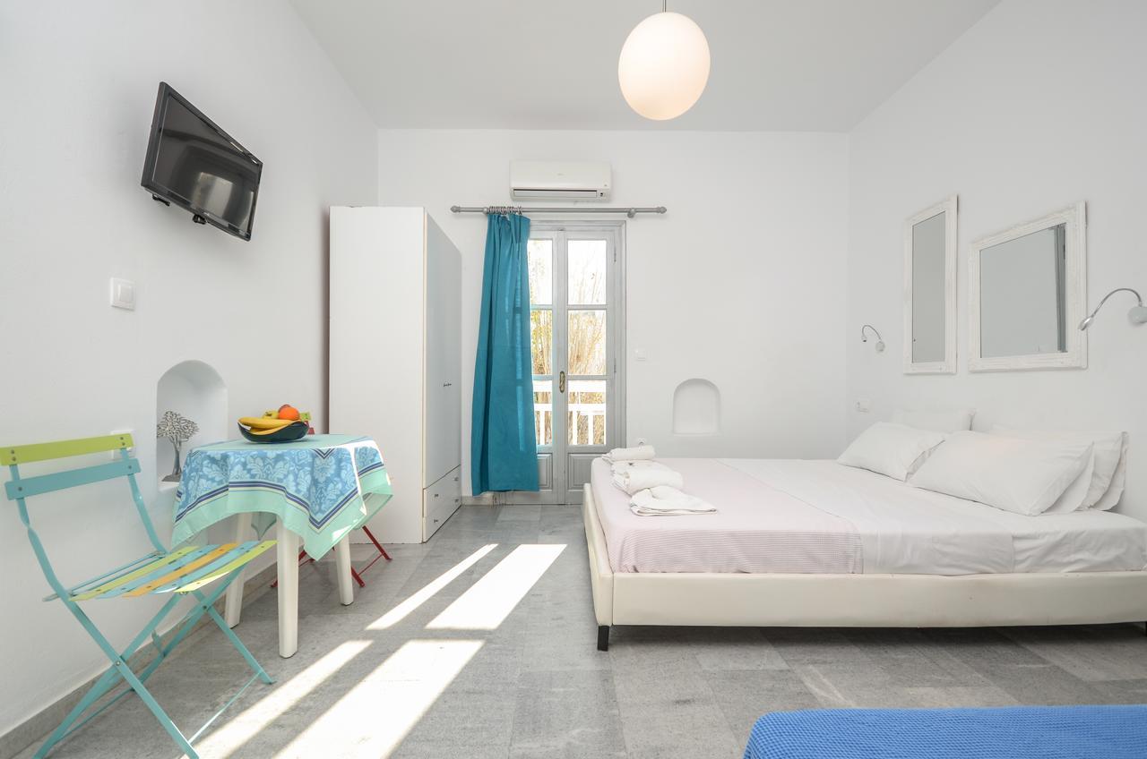 Depis Suites Naxos City 外观 照片