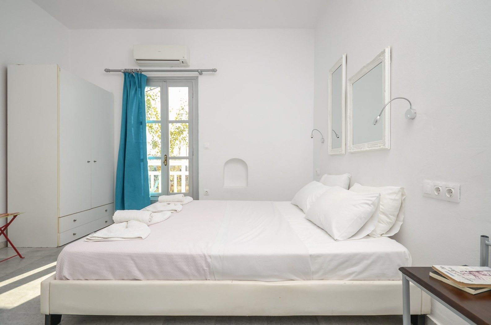 Depis Suites Naxos City 外观 照片