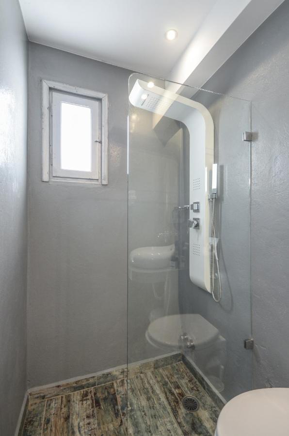 Depis Suites Naxos City 外观 照片